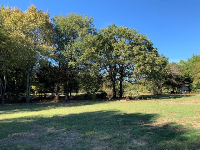 1310 timber creek, Kemp, TX 75143