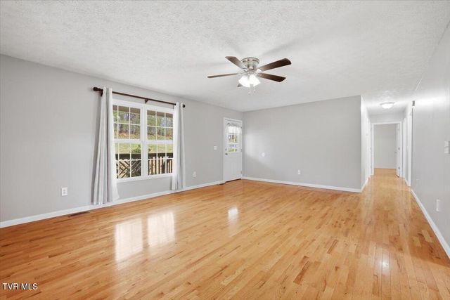 123 Madeline Lane, Rogersville, TN 37857