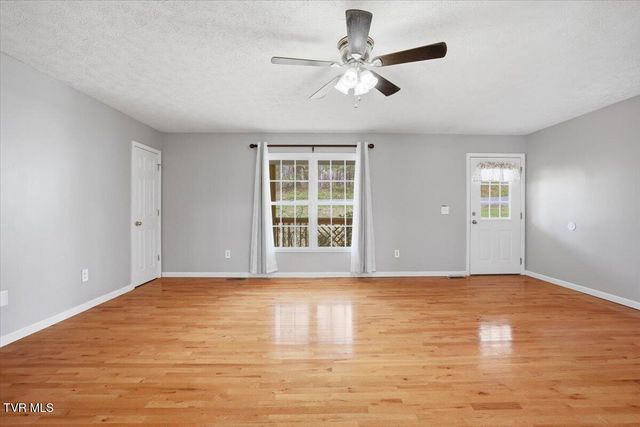 123 Madeline Lane, Rogersville, TN 37857