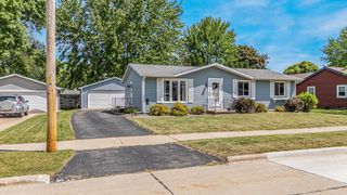 1605 THORNTON DRIVE, Oshkosh, WI 54904