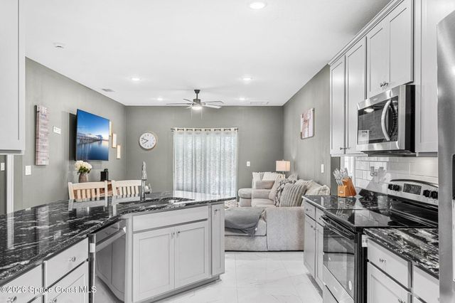 1061 Towhlen Street SE, Palm Bay, FL 32909