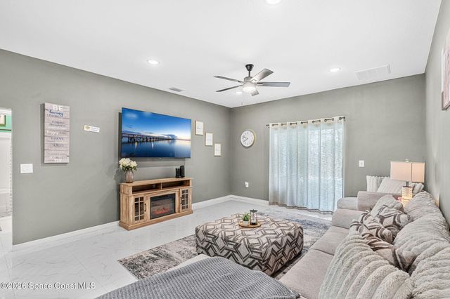 1061 Towhlen Street SE, Palm Bay, FL 32909