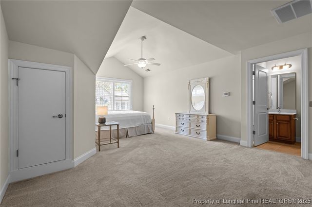 105 E Chelsea Court, Southern Pines, NC 28387