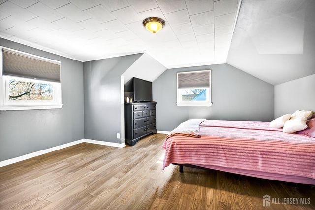 423 S Plainfield Avenue S, South Plainfield, NJ 07080