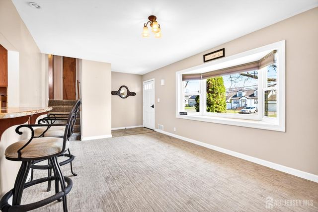 423 S Plainfield Avenue S, South Plainfield, NJ 07080