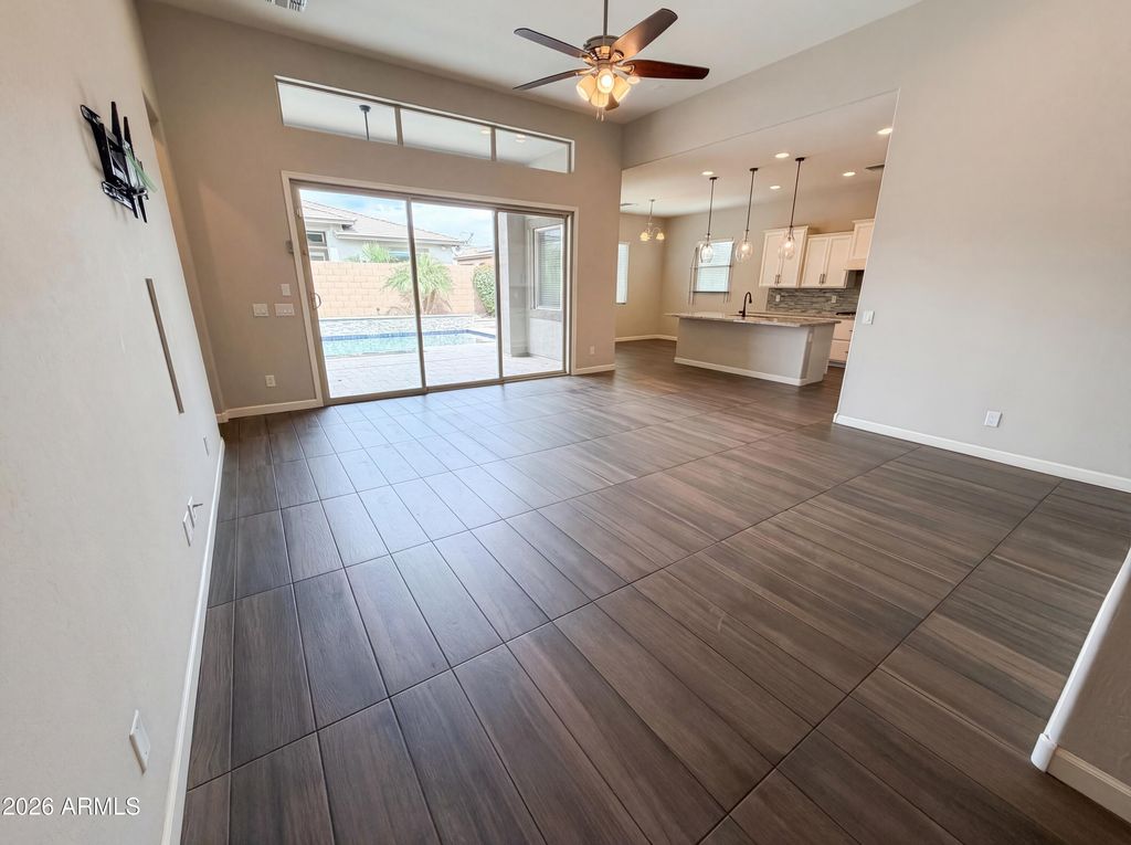 13724 W HARVEST Avenue, Litchfield Park, AZ 85340 — photo 5