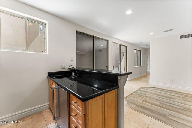 700 N DOBSON Road 36, Chandler, AZ 85224