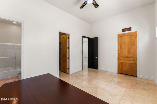 700 N DOBSON Road 36, Chandler, AZ 85224