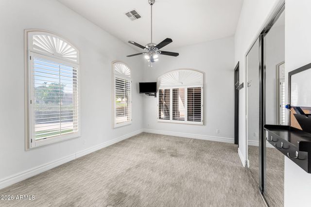 700 N DOBSON Road 36, Chandler, AZ 85224