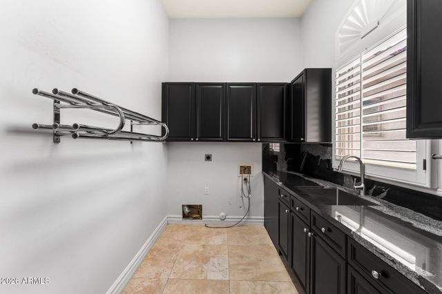 700 N DOBSON Road 36, Chandler, AZ 85224