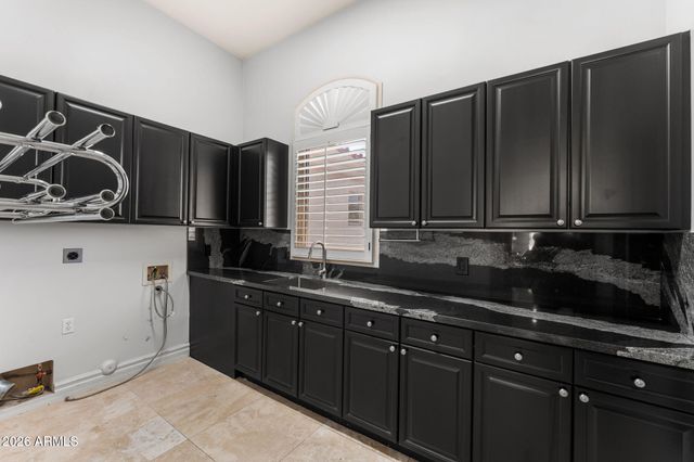 700 N DOBSON Road 36, Chandler, AZ 85224