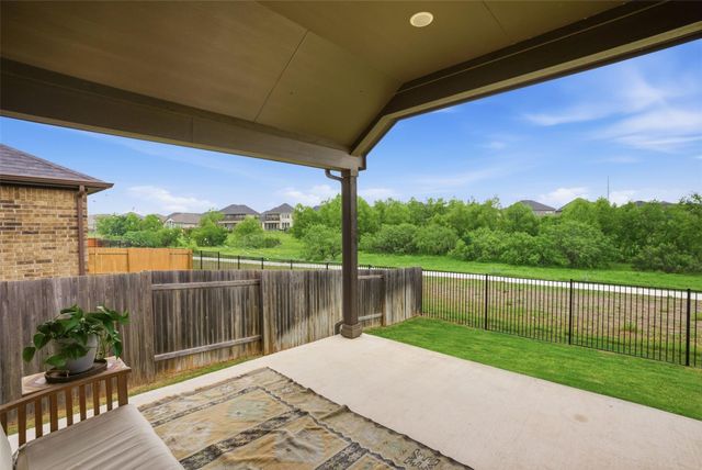 648 Cherrystone LOOP, Buda, TX 78610