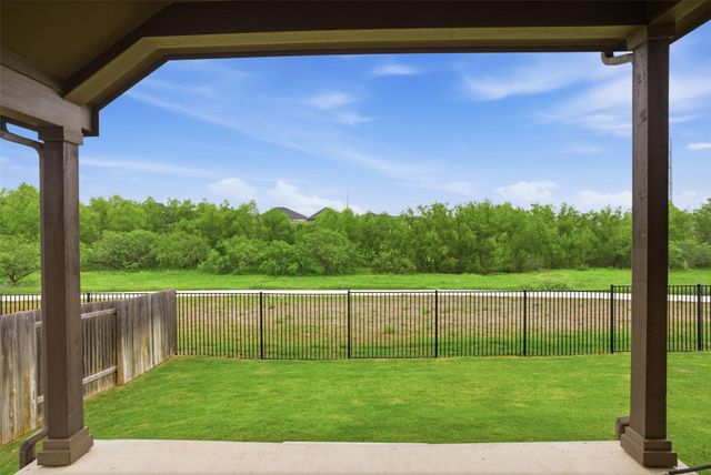 648 Cherrystone LOOP, Buda, TX 78610