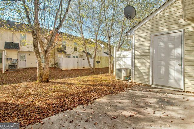 1915 Grove Way, Hampton, GA 30228