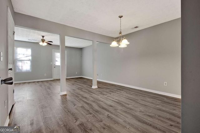 1915 Grove Way, Hampton, GA 30228