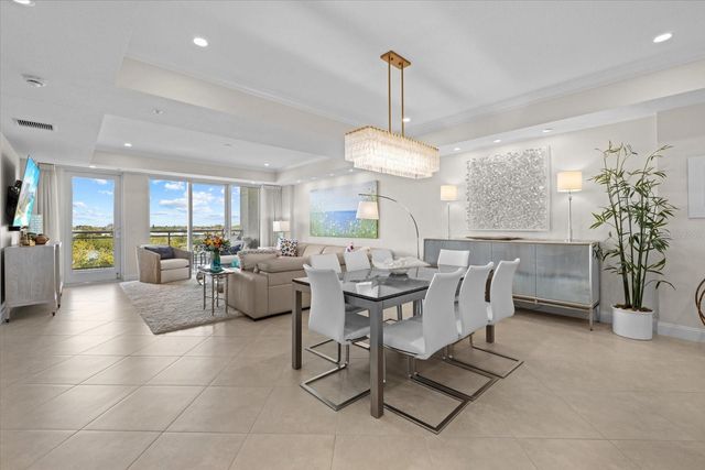 1660 SUMMERHOUSE LANE 402, Sarasota, FL 34242