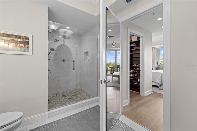 1660 SUMMERHOUSE LANE 402, Sarasota, FL 34242