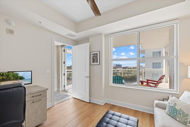 1660 SUMMERHOUSE LANE 402, Sarasota, FL 34242