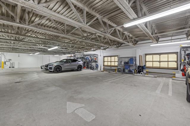 1660 SUMMERHOUSE LANE 402, Sarasota, FL 34242