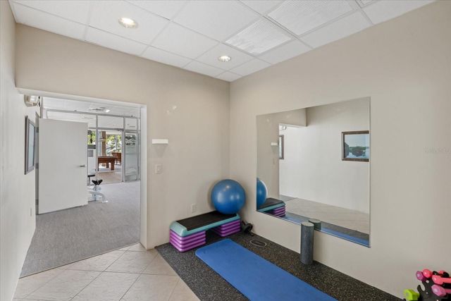 1660 SUMMERHOUSE LANE 402, Sarasota, FL 34242