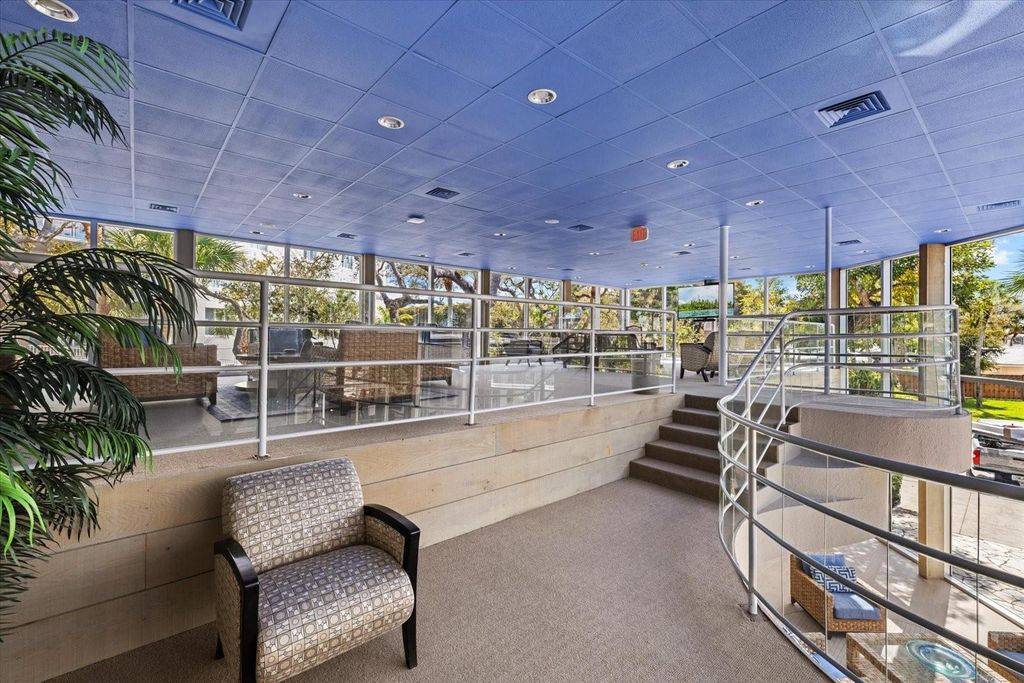 Image 49 of property listing at 1660 SUMMERHOUSE LANE 402, Sarasota, FL 34242