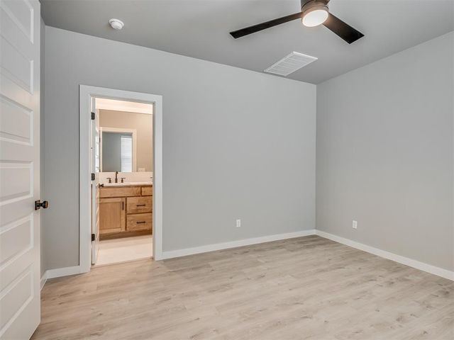 611 W 2nd Street, Edmond, OK 73003