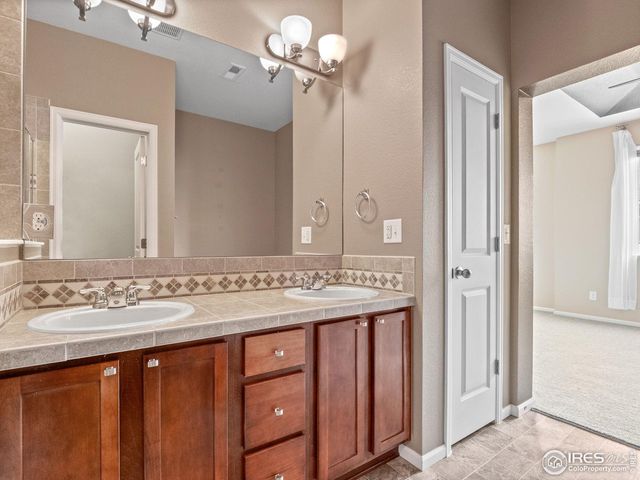 15496 W 66th Dr E, Arvada, CO 80007