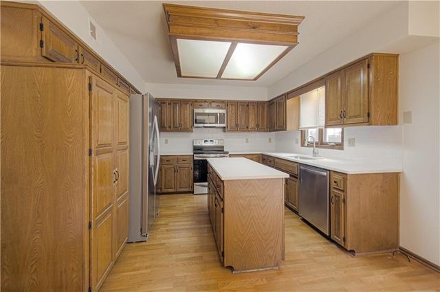 12100 Beverly Street, Overland Park, KS 66209