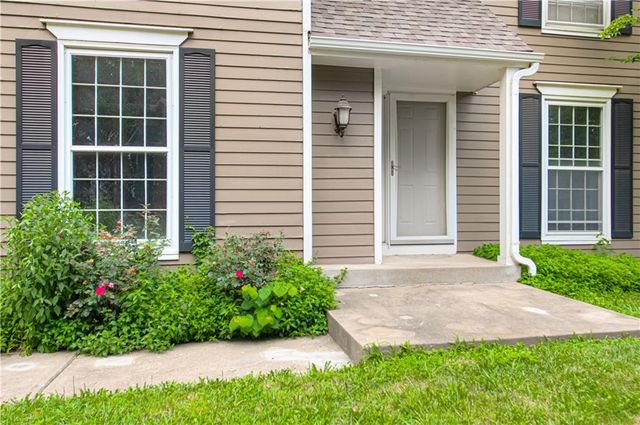 12100 Beverly Street, Overland Park, KS 66209