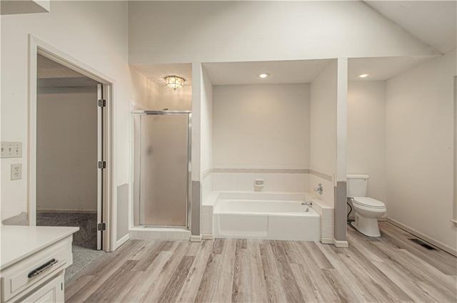 12100 Beverly Street, Overland Park, KS 66209