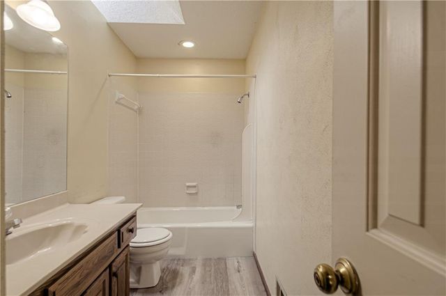 12100 Beverly Street, Overland Park, KS 66209