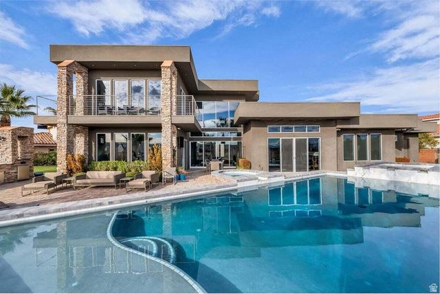 1957 W 350 N, St. George, UT 84770