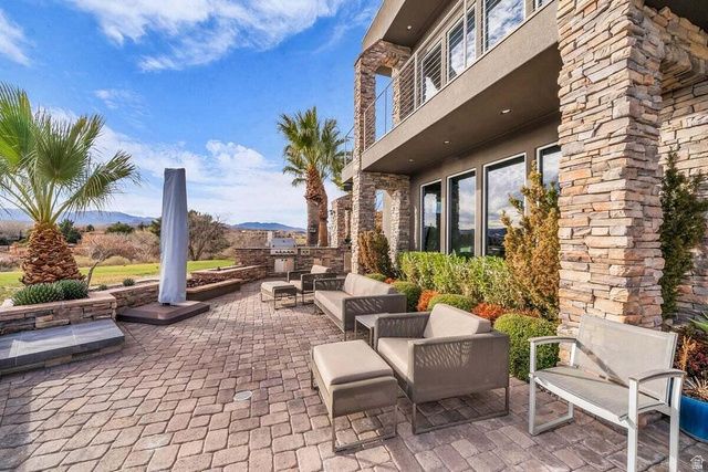 1957 W 350 N, St. George, UT 84770