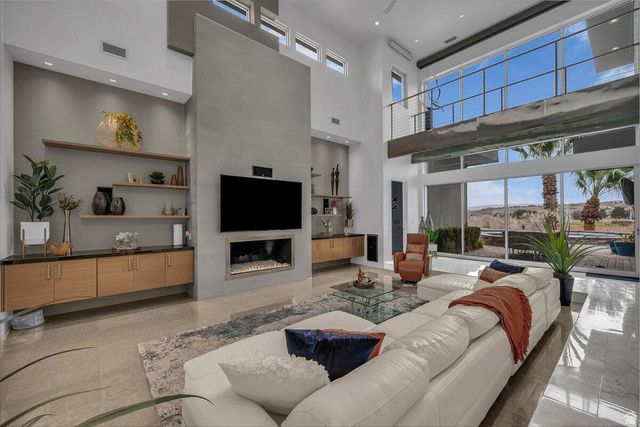 1957 W 350 N, St. George, UT 84770
