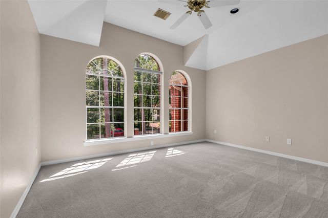 15511 Oaklawn Park Drive, Houston, TX 77069