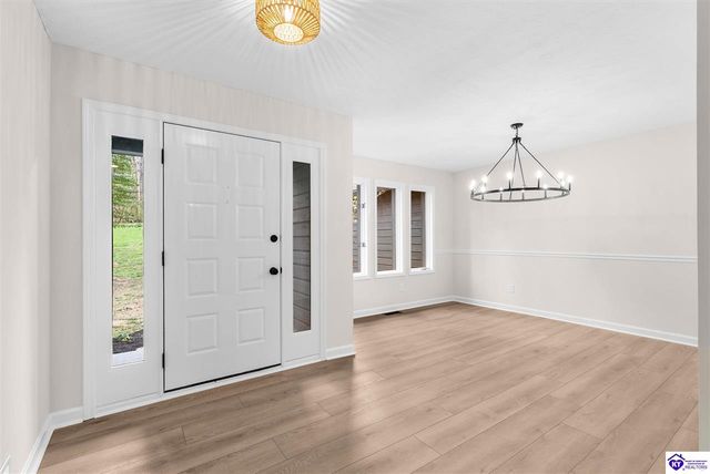 328 Thicket Drive, Elizabethtown, KY 42701
