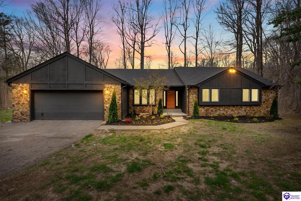 328 Thicket Drive, Elizabethtown, KY 42701