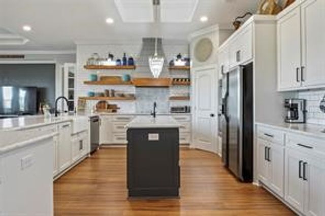 1110 Bryson Lane, Midlothian, TX 76065