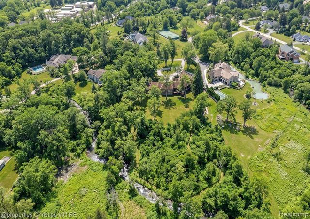 291 Barden Road, Bloomfield Hills, MI 48304