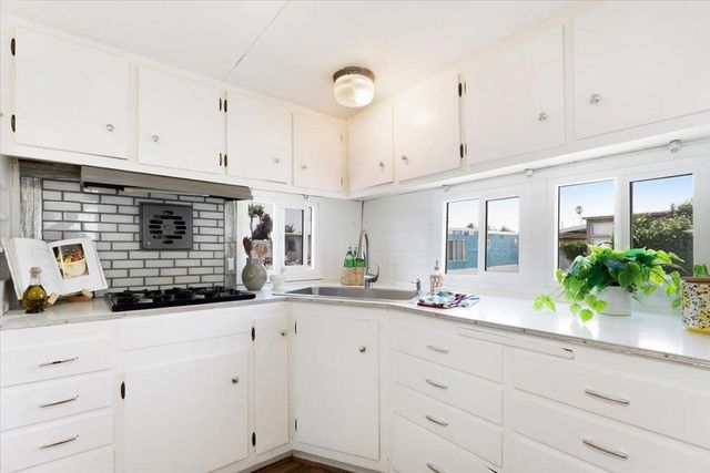 890 38th Avenue 110, Santa Cruz, CA 95062