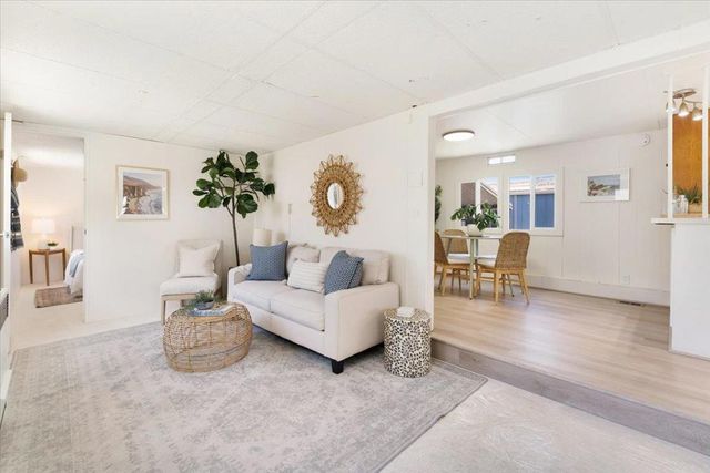 890 38th Avenue 110, Santa Cruz, CA 95062