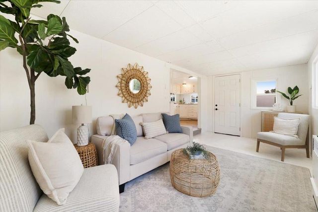 890 38th Avenue 110, Santa Cruz, CA 95062
