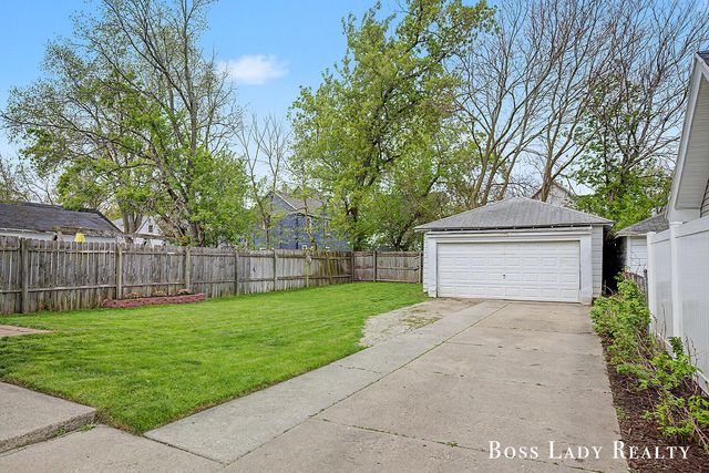 1365 Penn Avenue NE, Grand Rapids, MI 49505