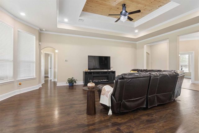 4630 Shadow Grass Dr, Katy, TX 77493