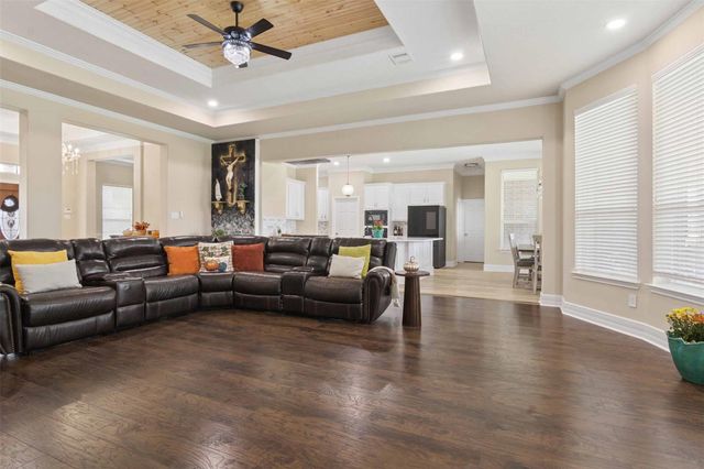 4630 Shadow Grass Dr, Katy, TX 77493