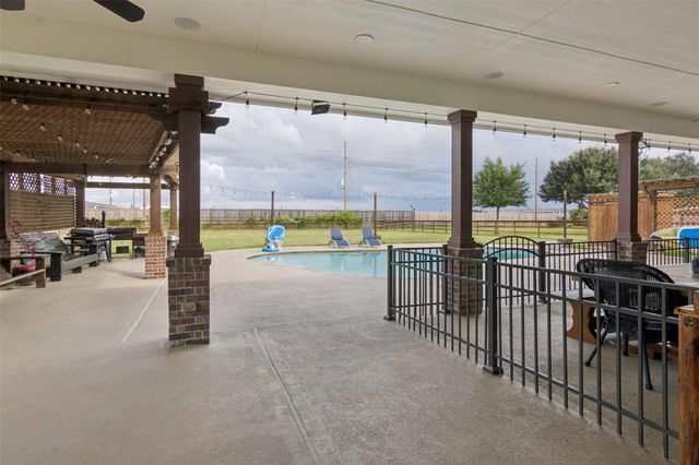 4630 Shadow Grass Dr, Katy, TX 77493