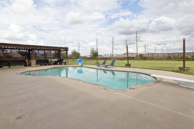 4630 Shadow Grass Dr, Katy, TX 77493