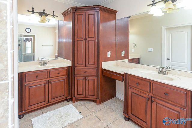 4409 Hampton Ridge Drive, Owens Cross Roads, AL 35763