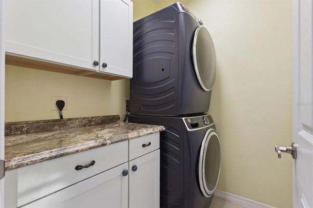 25201 IRONWEDGE DRIVE, Sorrento, FL 32776