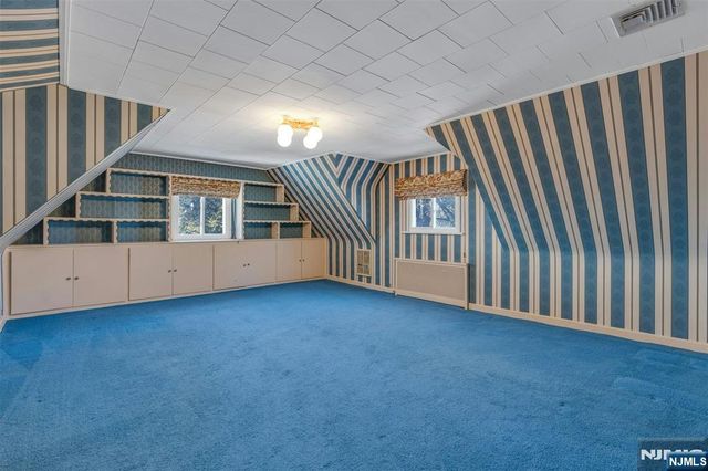 1 Grange Court, Teaneck, NJ 07666